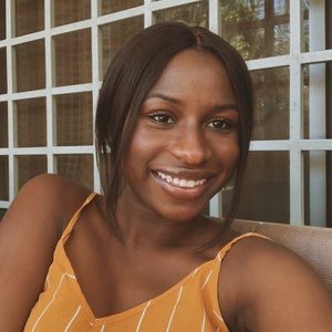 Meet your Posher, Ndeyanta